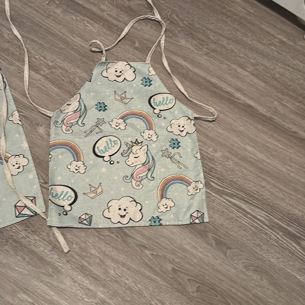 Mommy & me Unicorn Apron set - Picture 5 of 5
